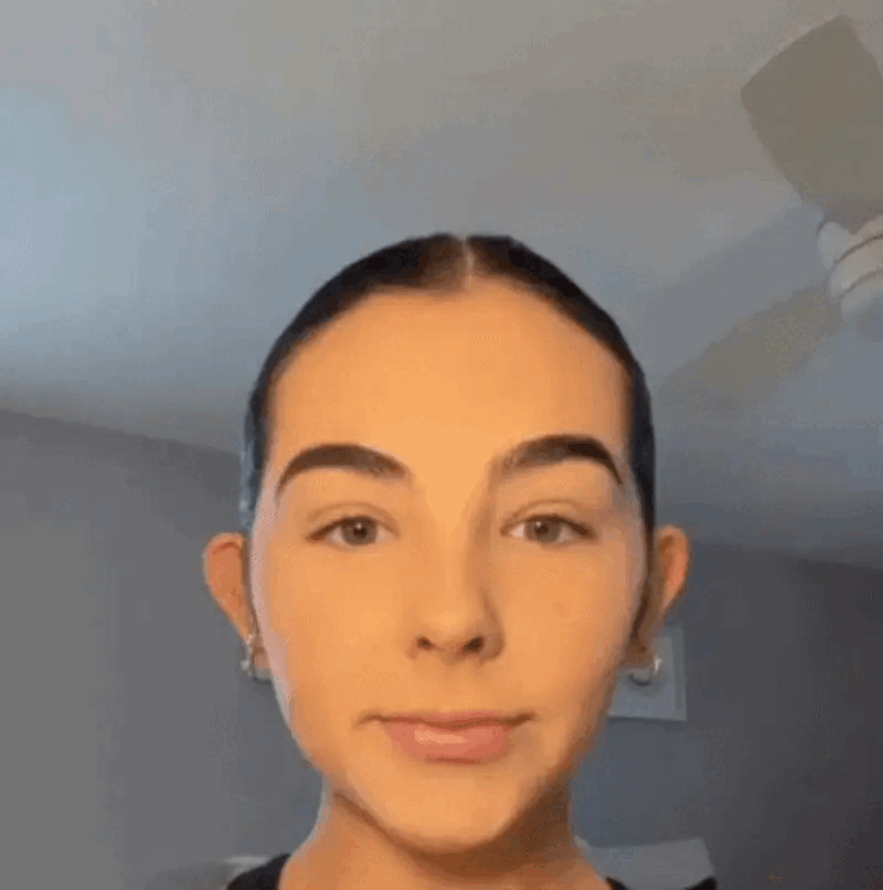 Neviditelná korekce uší EarGlow™